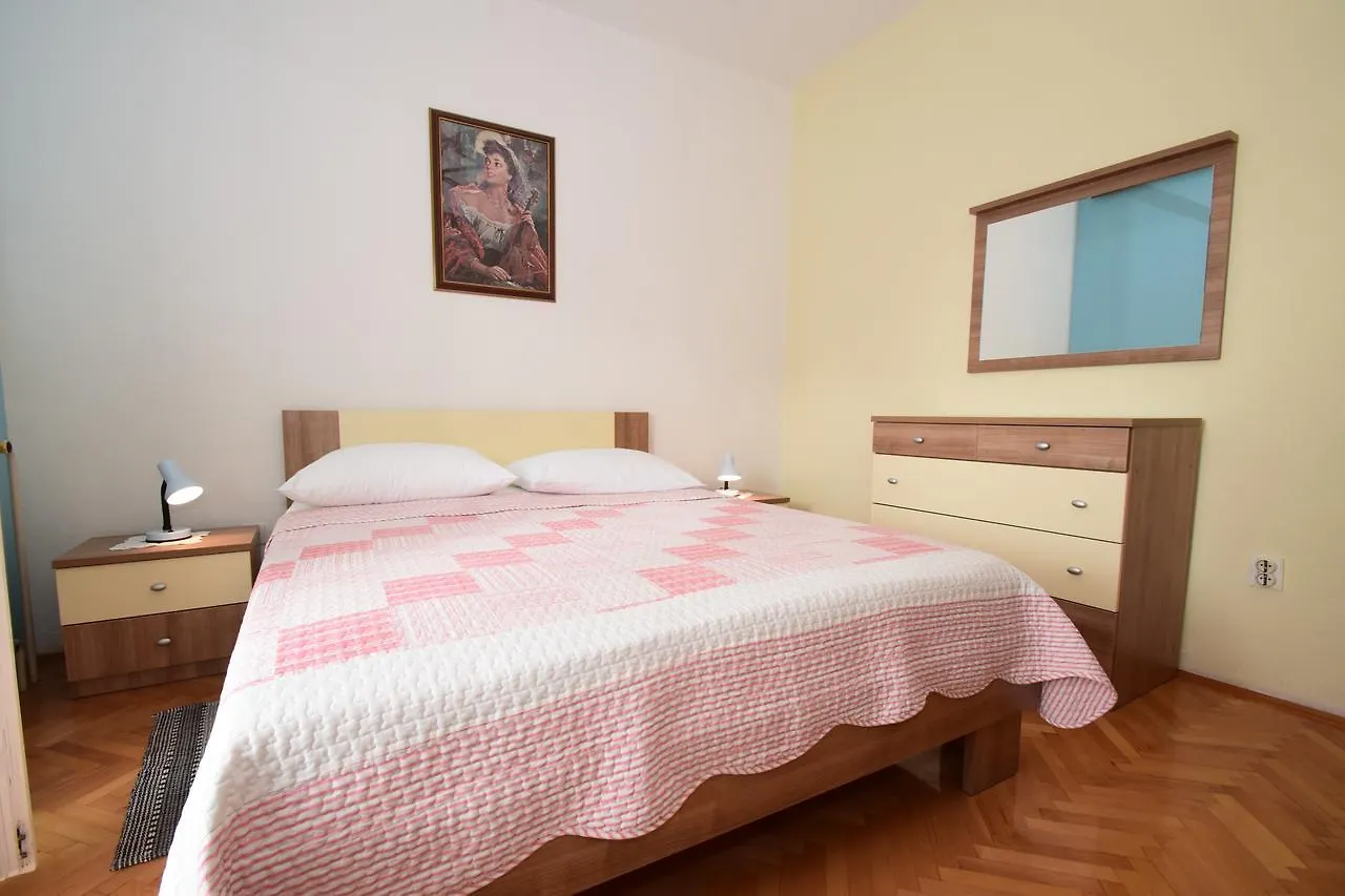 *** Guest house Apartments Mira Starigrad Paklenica Croatia